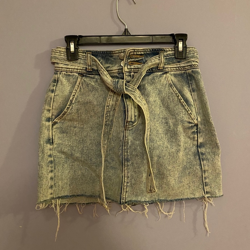 Mini denim skirt with belt
